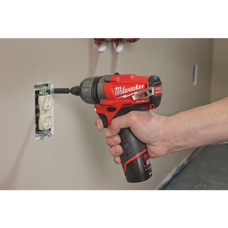 Milwaukee M12 FUEL™ Subkompaktowa 2-biegowa zakrętarka