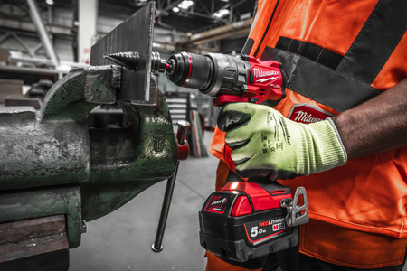 Zestaw 6 narzędzi akumulatorowych PowerPack Milwaukee M18 FPP6F3-502B M18 FPD3 + M18 FIW2F12 + M18 CCS55 + M18 FSZ + M18 FSAG125X + M18 TLED-0 18V 2x5Ah