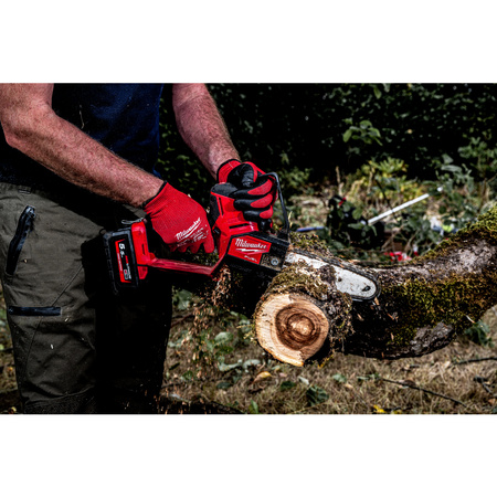 Milwaukee M18 FUEL™ HATCHET™ Pilarka łańcuchowa do gałęzi 20 cm