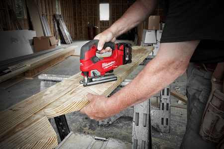 Milwaukee M18 FUEL™ Wyrzynarka z uchwytem żelazkowym