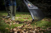 FISKARS Grabie do liści trawy SOLID XL lekkie 27 zębów 1015645 135090