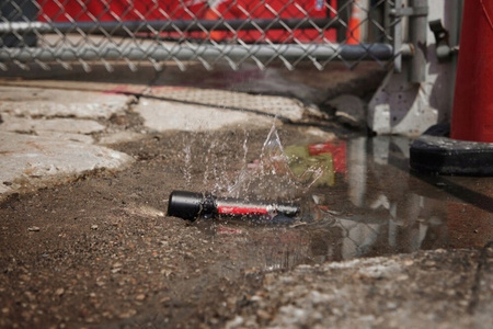 Latarka klasyczna Milwaukee 2000 lm LED