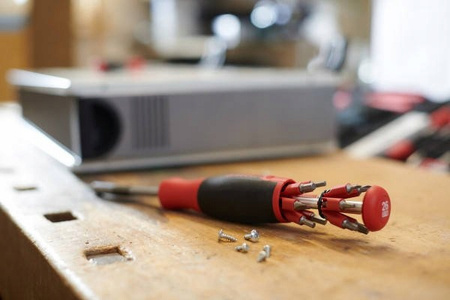 Wkrętak z bitami Wiha LiftUp 27 elementów