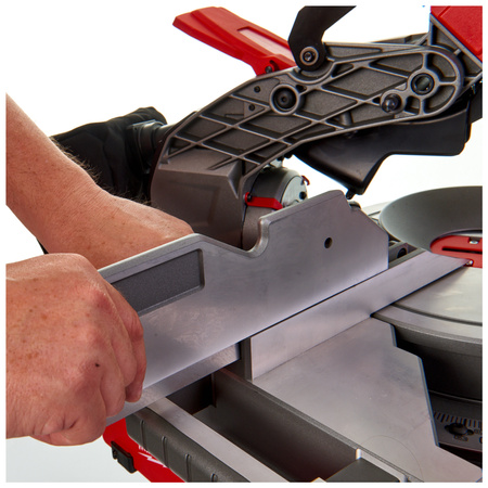 Milwaukee M18 FUEL™ Piła ukosowa z posuwem 254mm