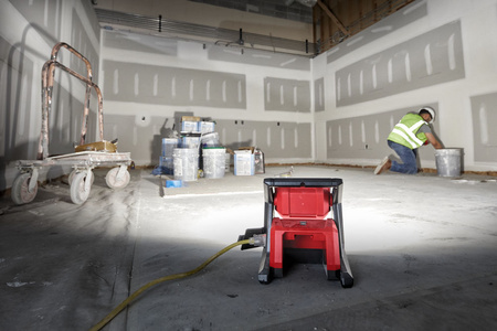 Milwaukee M18™ Lampa do oświetlania strefowego o wysokiej wydajności