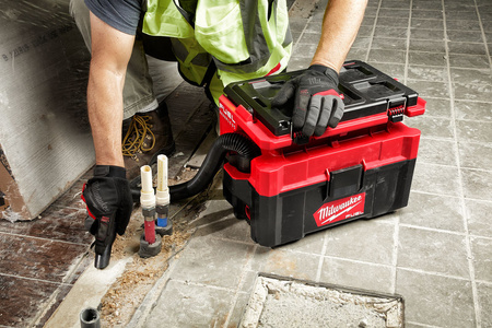 Milwaukee M18 FUEL PACKOUT Odkurzacz na sucho 