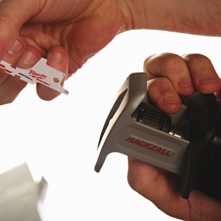 Milwaukee M12™ subkompaktowa piła szablasta hackzall™