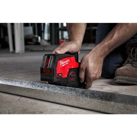 Milwaukee M12™ Laser zielony krzyżowy liniowo-punktowy