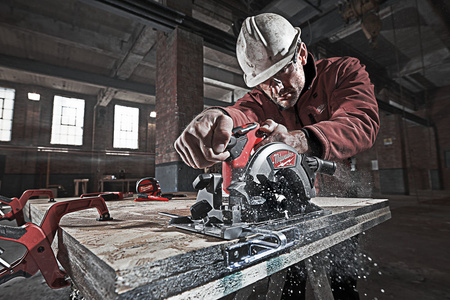 Zestaw 6 narzędzi akumulatorowych PowerPack Milwaukee M18 FPP6F3-502B M18 FPD3 + M18 FIW2F12 + M18 CCS55 + M18 FSZ + M18 FSAG125X + M18 TLED-0 18V 2x5Ah