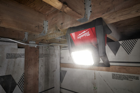 Milwaukee M18™ Lampa do oświetlania strefowego o wysokiej wydajności